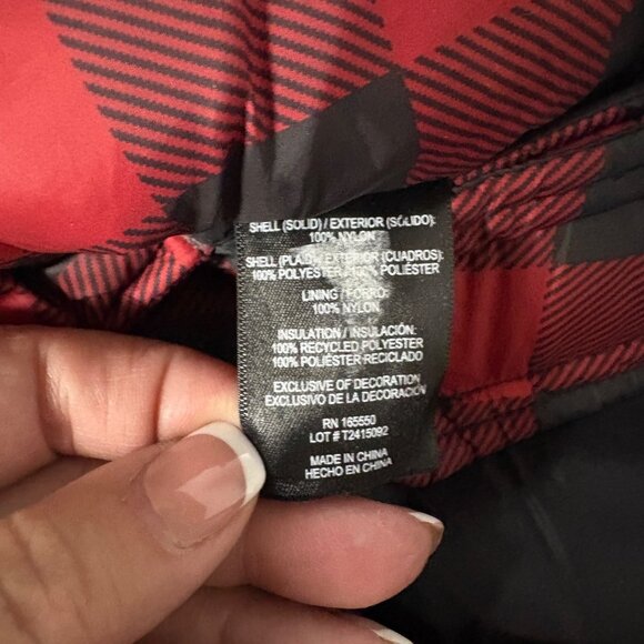 32 Degree Red Plaid Dog Puffer Jacket Size Medium Winter Coat Pet Apparel NEW - Picture 4 of 4